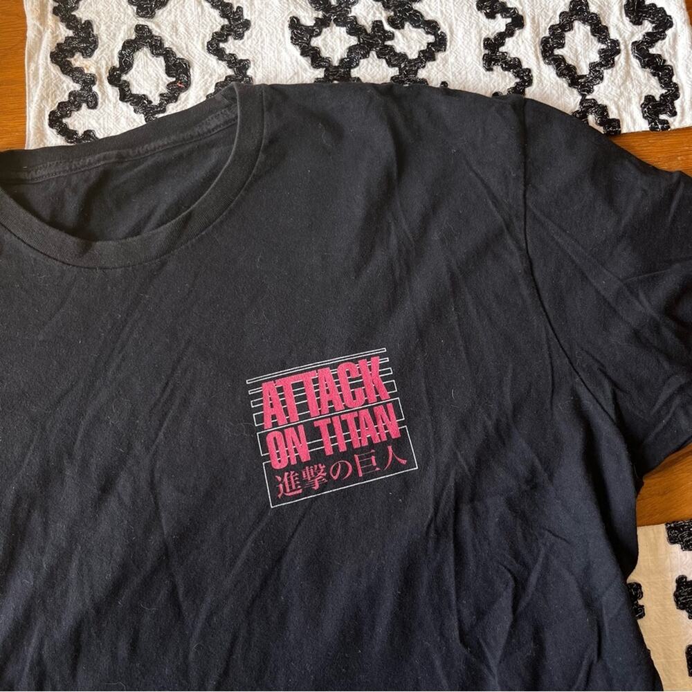 Black Attack on Titan T-Shirt Dark Fantasy Anime size XL